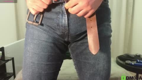 Meaty Roll online show from February 1, 3:30 am