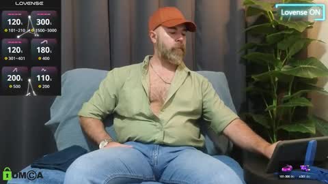 Meaty Roll online show from September 17, 7:09 am