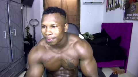 medellinblacx online show from November 15, 4:20 pm