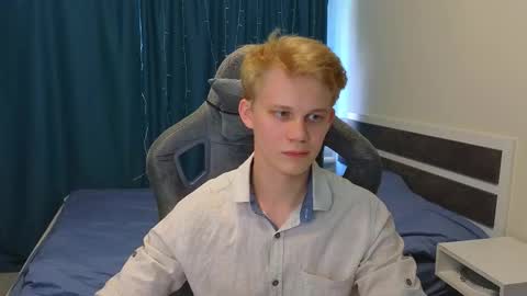 Mickey online show from October 25, 8:38 am