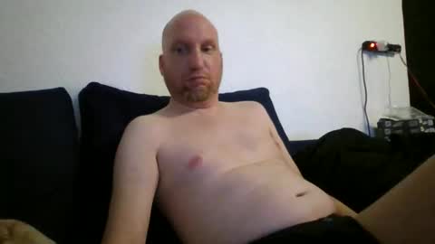 metaller123456 online show from February 2, 9:01 pm