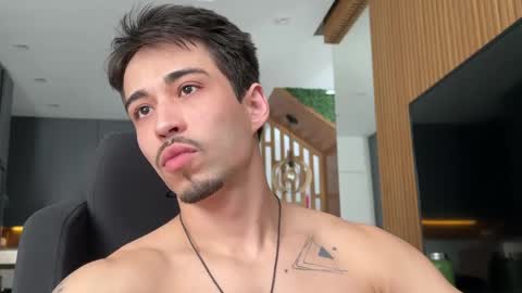 mettew22cm online show from April 8, 11:53 am