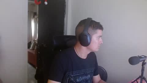 miaou_miaou online show from May 27, 9:01 pm