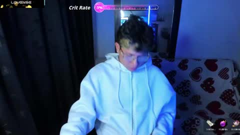 michael independent model  online show from April 16, 10:45 pm