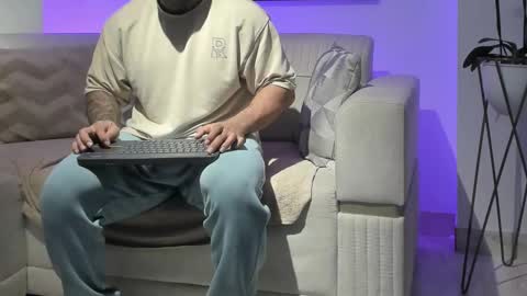 Snapshot of michael_salens chatting on March 8, 10:17 am Michael Salens independent model online show from March 8, 10:17 am