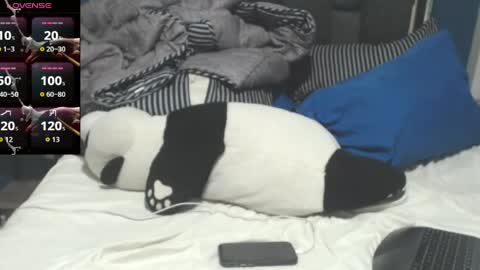 michaell online show from April 5, 1:46 am