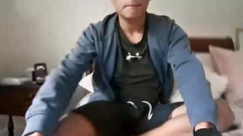 michaeltwinkboy online show from August 2, 7:45 pm