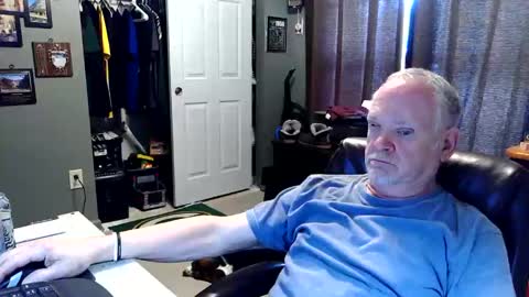 midwestdad09 online show from April 15, 6:41 pm