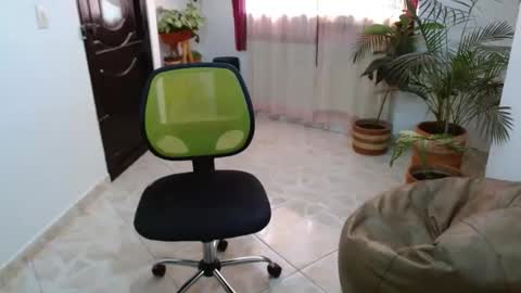 Miguel Eduardo online show from May 27, 2:58 pm