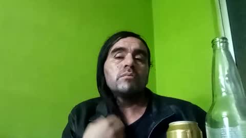 Snapshot of miguelo959250353276 chatting on December 22, 8:18 am miguelo959250353276 online show from December 22, 8:18 am