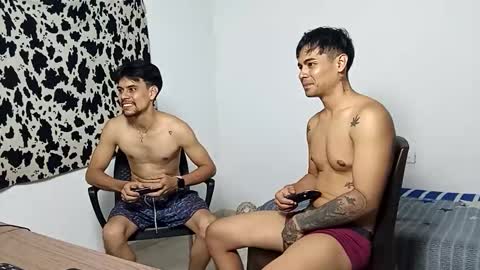 Miguel Angel Santos online show from April 3, 6:43 am