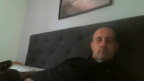 mikael_r52 online show from May 27, 12:13 pm