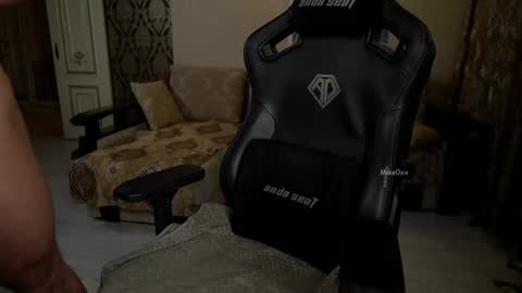 mike0xx online show from March 15, 9:50 am