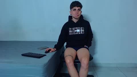 Mike IMDEPENDIENT MODEL online show from January 13, 2:27 am