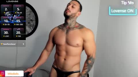 Mike Belle online show from December 5, 12:51 am