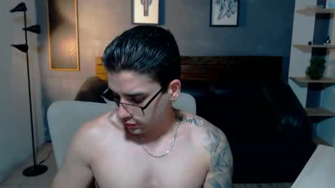 Mike Montoya online show from April 10, 3:13 am