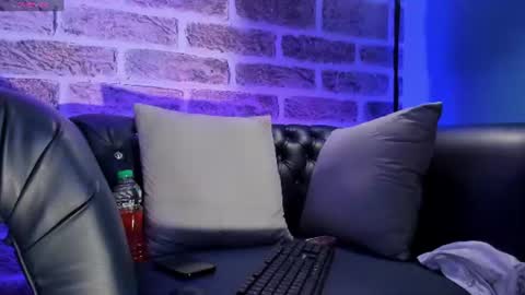MIKE  online show from June 11, 2:53 am