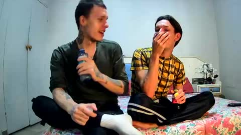 Hot Buns online show from April 15, 12:27 pm