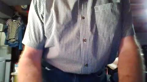 mikeb3200 online show from April 17, 12:57 am