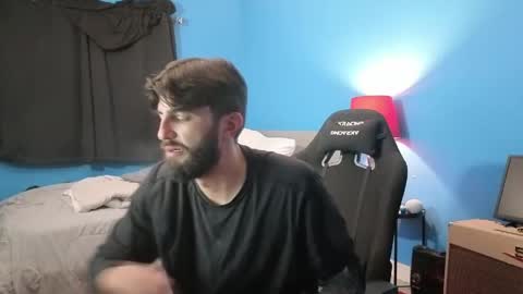 mikehawk1589 online show from April 27, 7:49 am