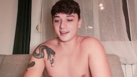 MikeLaur online show from October 8, 6:23 pm