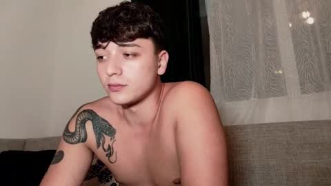 MikeLaur online show from October 4, 7:51 pm