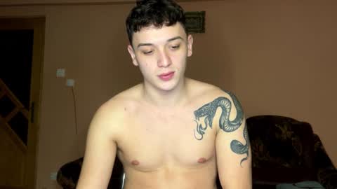 MikeLaur online show from January 21, 7:50 pm