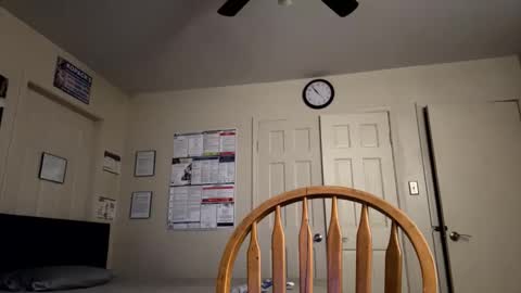 mikemikemikey9996 online show from November 2, 3:55 am