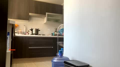 Snapshot of miker1239 chatting on December 30, 2:19 pm miker1239 online show from December 30, 2:19 pm