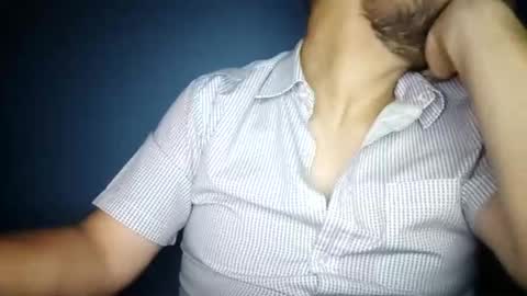 Snapshot of miker1239 chatting on January 2, 3:26 am miker1239 online show from January 2, 3:26 am