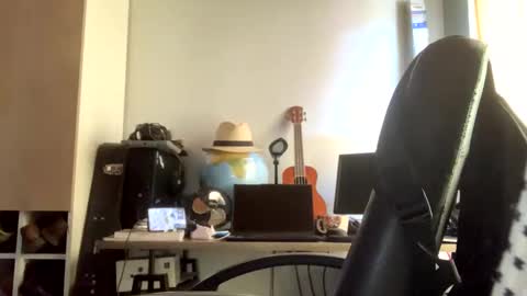 Snapshot of miker1239 chatting on January 3, 1:14 pm miker1239 online show from January 3, 1:14 pm