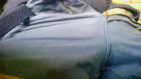 mikeybed online show from April 11, 2:42 pm