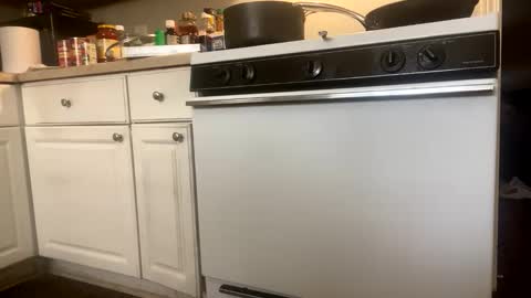 mikeyblunt online show from December 3, 4:24 pm