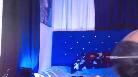 Milan Anxel online show from February 8, 1:44 am