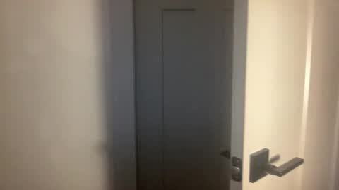 HungCollege online show from March 8, 8:35 pm