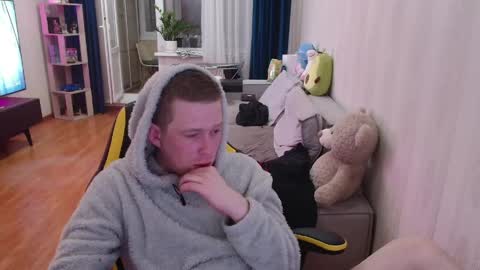 Mark and Elsa  online show from April 24, 10:45 pm