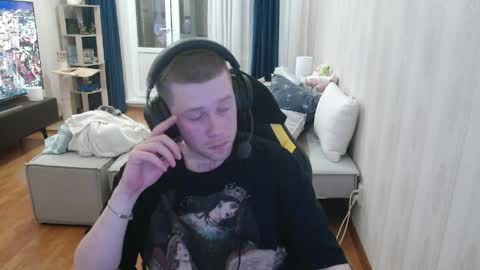 Mark and Elsa  online show from April 11, 8:23 pm