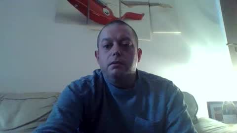 niceguy81 online show from April 13, 4:29 pm