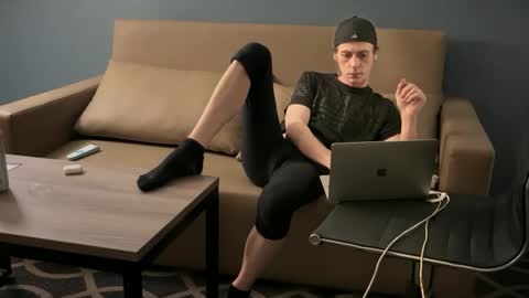 SlimnHungOH online show from December 14, 7:36 pm