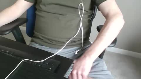 milwaukeebadger24 online show from April 15, 4:51 pm