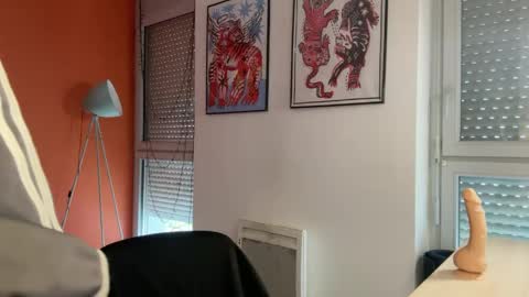 mimiro12 online show from April 12, 12:50 pm