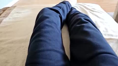 Jesse J. online show from December 13, 1:22 pm