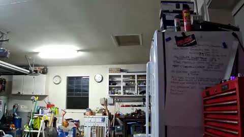 MischiefAndPleasure online show from October 31, 5:09 am