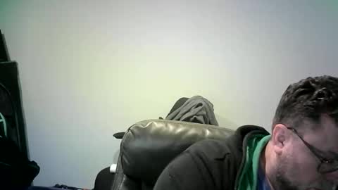 Mr. Happy online show from October 19, 5:56 am