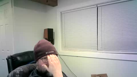 Mr. Happy online show from March 6, 3:02 am