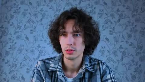 MitchelKors online show from April 16, 3:45 pm