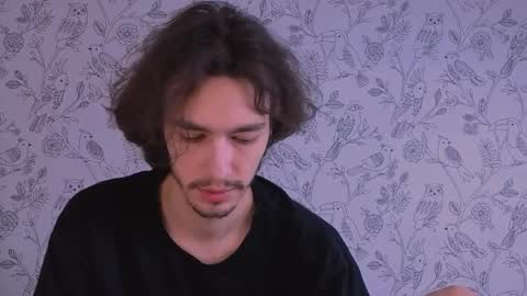 MitchelKors online show from April 8, 11:35 pm