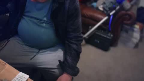 J online show from January 6, 11:25 am