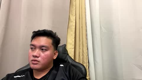 Michole Jay online show from December 4, 6:15 pm