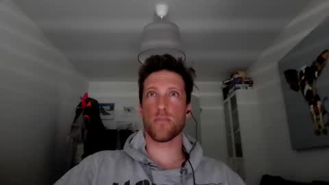 moms_little_monster online show from December 2, 11:10 am